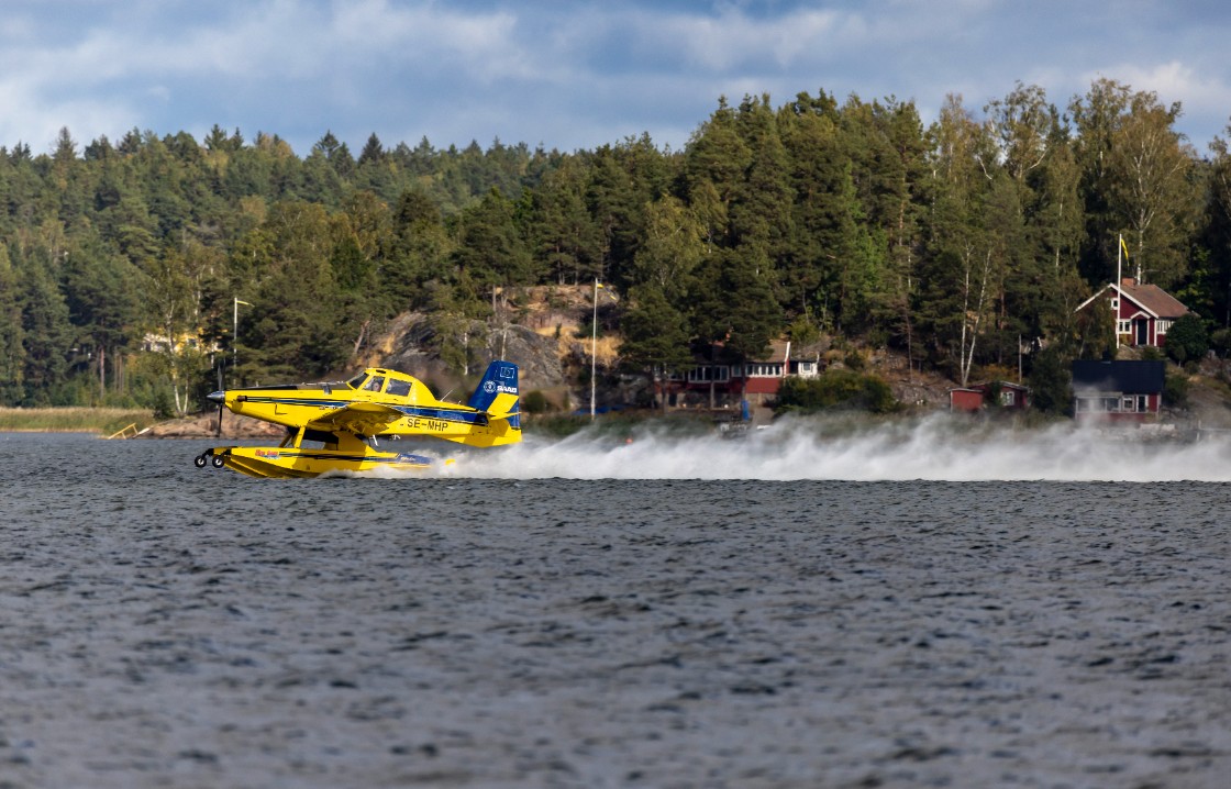 Flygplan på marken